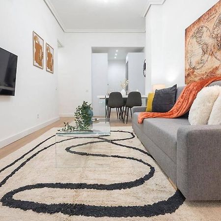 Apartamento De Lujo En Gran Via Apartment Мадрид Екстериор снимка