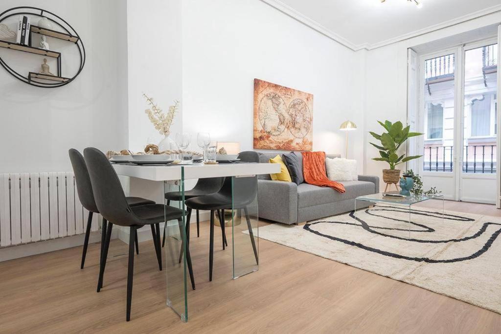 Apartamento De Lujo En Gran Via Apartment Мадрид Екстериор снимка